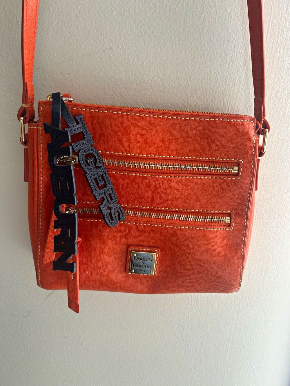 Dooney & Bourke Peyton Orange leather Crossbody Bag Auburn Tigers Charm Zip